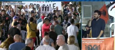 Protestiiiiiiiiiiiiiii
