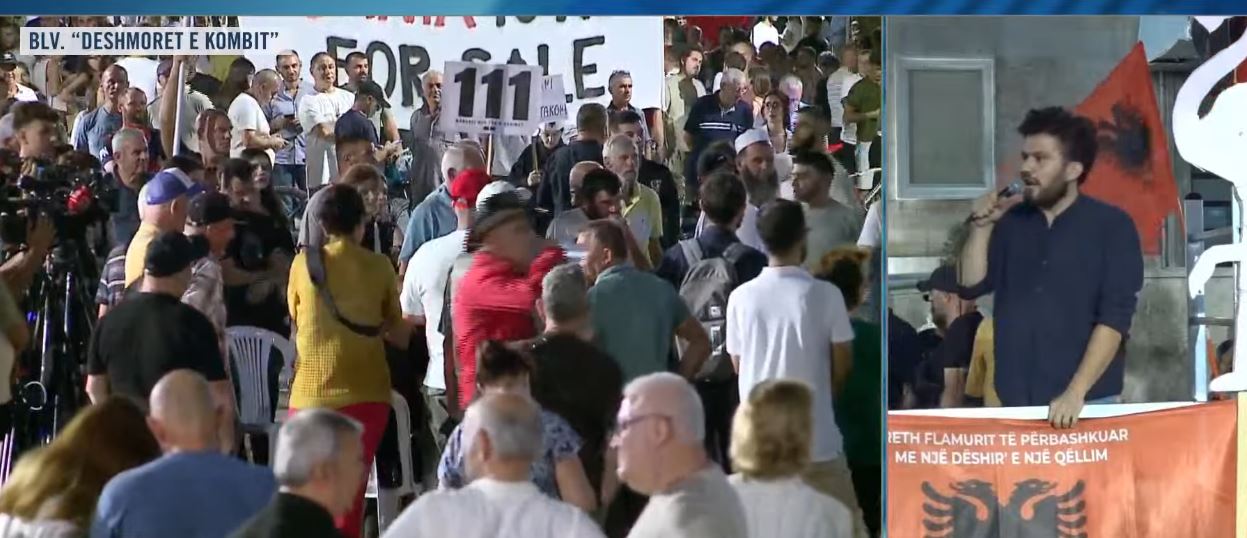 Revolta kundër Ramës  Protestuesi  50   e popullatës në kufirin e varfërisë  kjo është republika e establishmentit të korruptu   