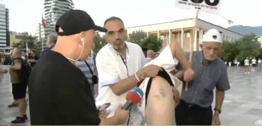 Protestuesi1