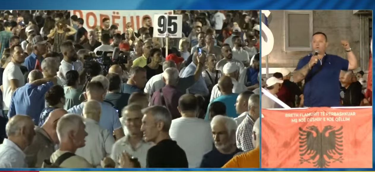 Revolta e 95 kundër Ramës   Të bashkohemi që të shporrim këtë kokë krimi   protestuesi thirrje SPAK  Reago ose vër   