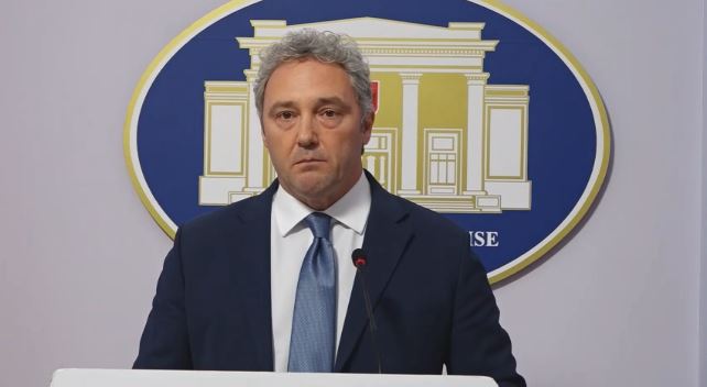 Bardh Spahia  Familja e Kryeministrit po kap institucionet që menaxhojnë milionë euro para publike  përmes emërimit të vajzës    
