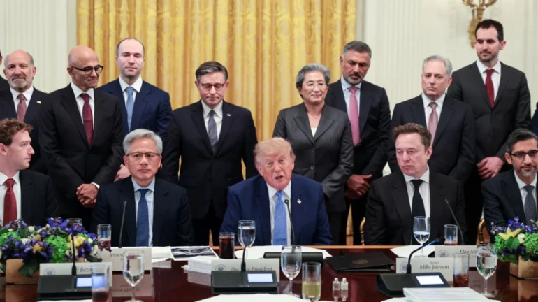 Usa Gov Trump Mk