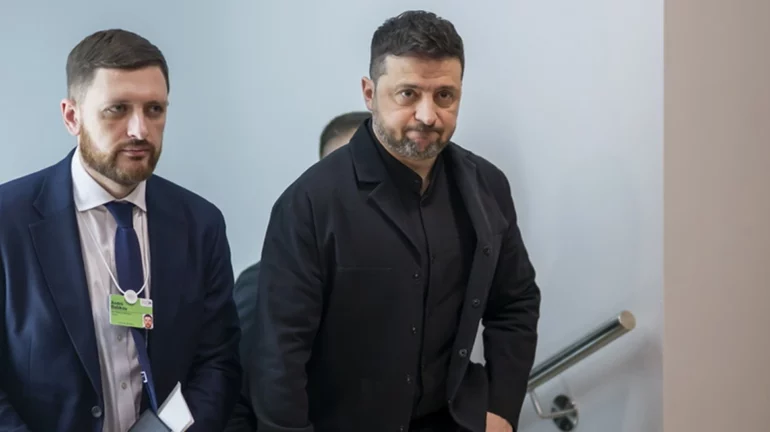 Xrwma Zelensky