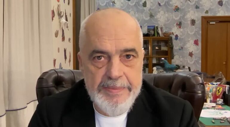 “Kërkohet gjak!”/ Rama u kujton shqiptarëve “21 Janarin”: U vranë me plumba 4 persona që nuk dëmtuan asnjë institucion