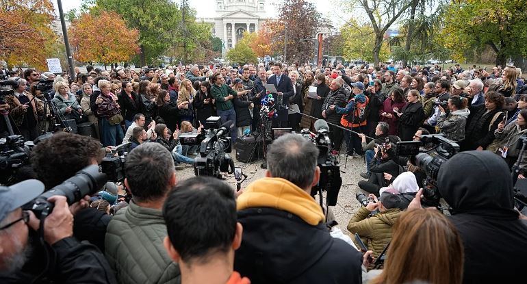 Lista Studentore në Serbi  pro BE së por kundër sanksioneve ndaj Rusisë  Çfarë pritet të ndryshojë në politikën e jashtme të B   