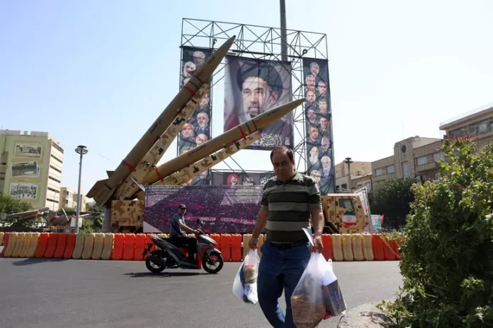 paralajmeron-irani-ngushtica-e-hormuzit-nuk-do-te-rihapet-pa-plotesimin-e-shtate-kushteve