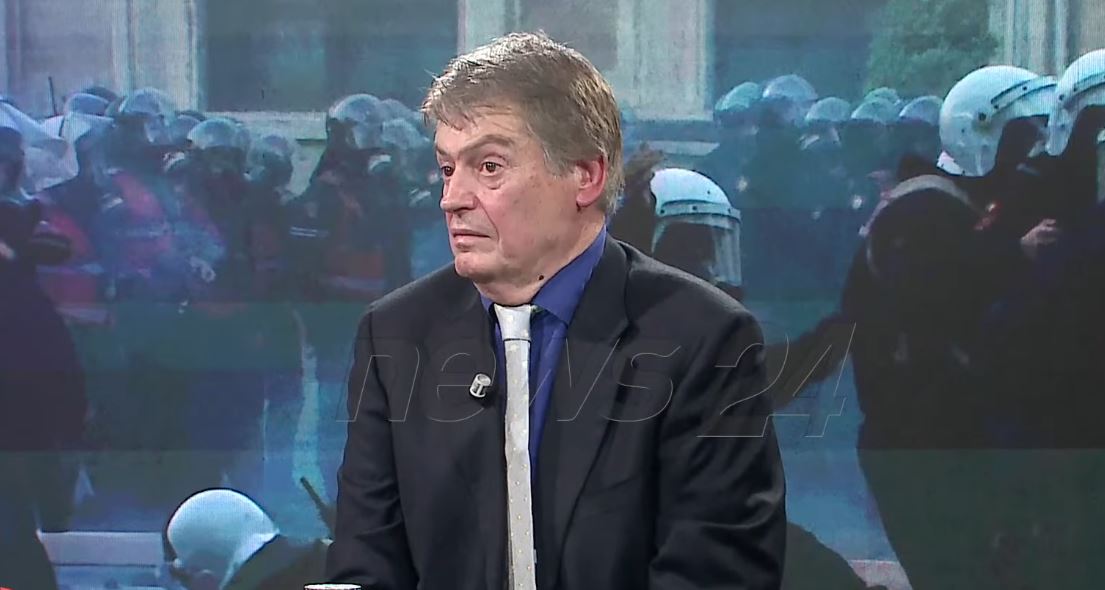 Foto nga burimi: “Rama foli për trena kur nuk kemi të tillë, haluçinacion”/ Bamir Topi: Nuk dua t’i shoh studentët të vetmuar, duhet të dalë e gjithë shoqëria