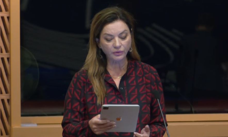 Albana Vokshi në Asamblenë Parlamentare të Këshillit të Europës  Demokracia në Shqiperi në rrezik  Mbroni drejtësinë dhe shtet   