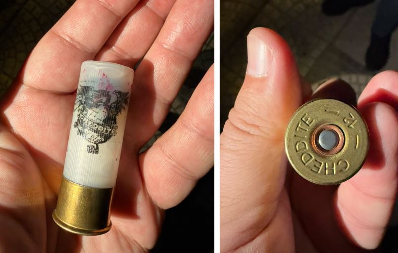 FOTOLAJM  Plumba gome drejt protestuesve  Zbulohen gëzhojat e përdorura nga policia