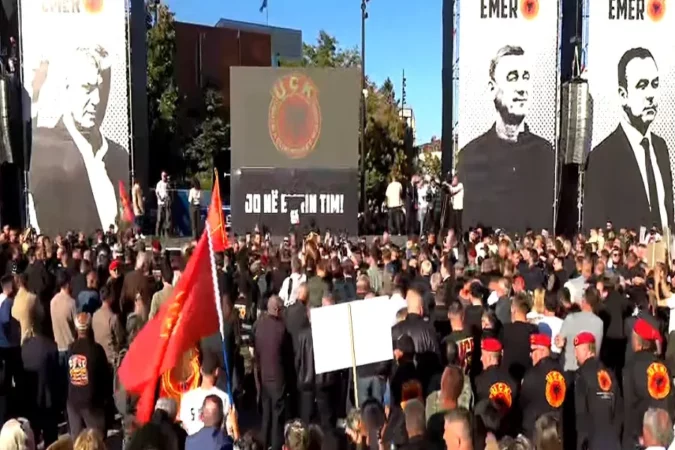 766957 Protesta