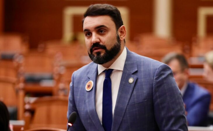 Belind Kellici1