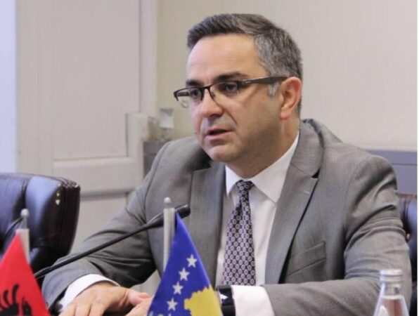 Besnik Tahiri1