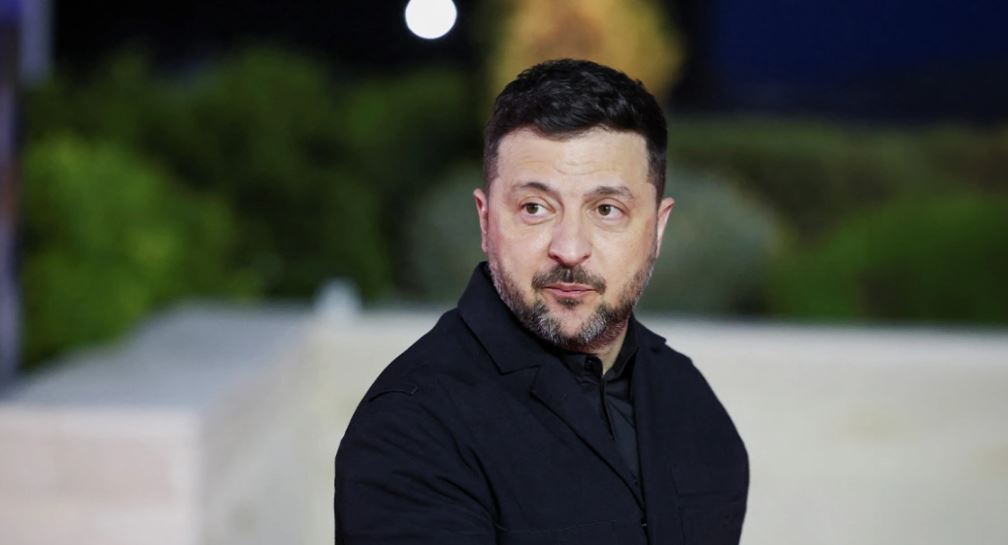 analiza-zelensky-mbi-7-vjet-ne-pushtet-pa-zgjedhje-cfare-parashikon-kushtetuta-e-ukraines-dhe-pse-kundershtohet-legjitimitet