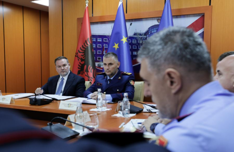 Rritja e parametrave të sigurisë  Ministri Demo takim me drejtuesit e Policisë në qendër dhe qarqe  Fokusi te parandalimi dhe    