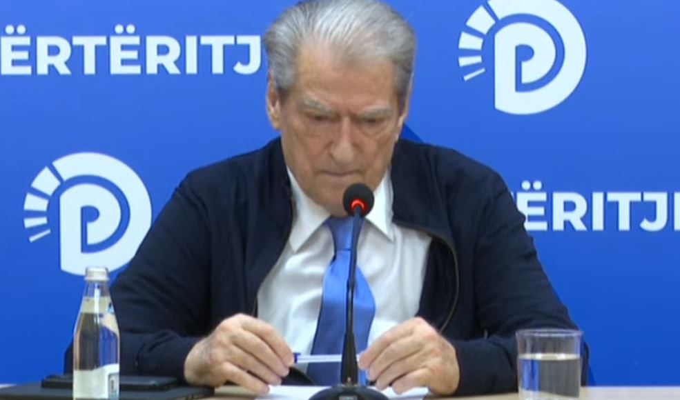 Berisha takim me aleatët e Federatës së Opozitës së Bashkuar  Rama po tenton të përdorë  Territorialen  për zgjedhjet 