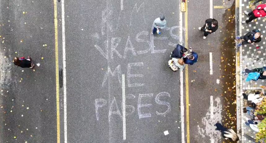 Foto nga burimi: “Vrasës me pagesë”/ Mesazhi i Studentëve për Ramën dhe policinë