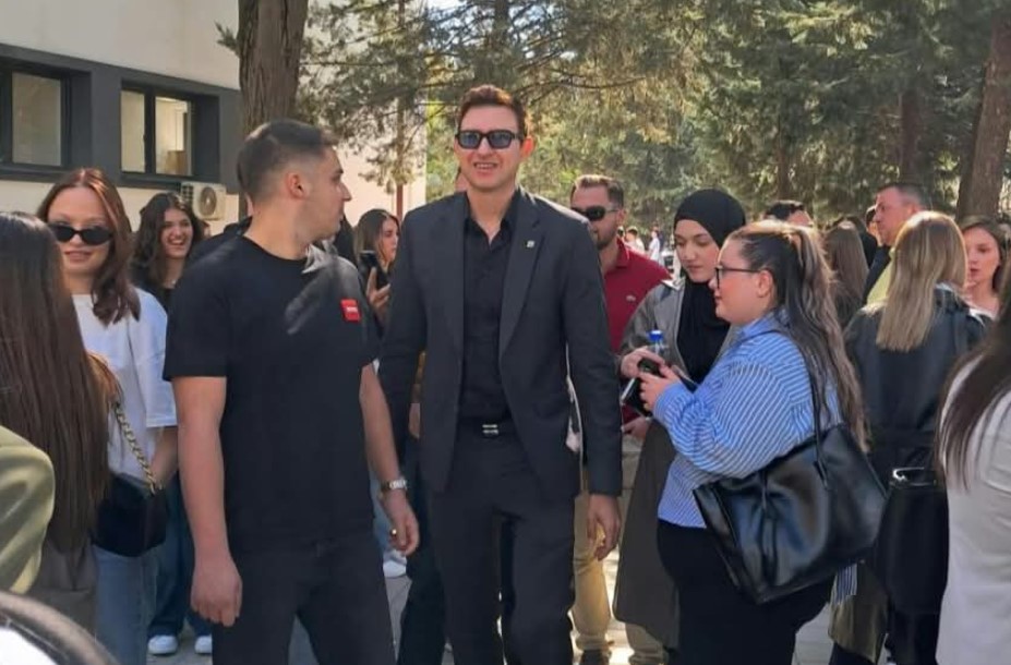 Mesazhi i Ambasadorit Denion Meidani për studentët e UNT së  Një e drejtë ka vlerë vetëm kur mund të ushtrohet e plotë