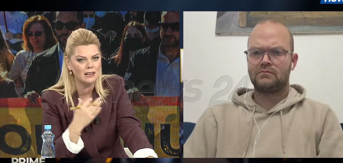 Foto nga burimi: “Djem e vajza me zemër luani”, Aulon Kalaja: Kjo protesta më e fuqishme ndonjëherë. Fitorja është afër