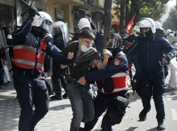 Policia 2
