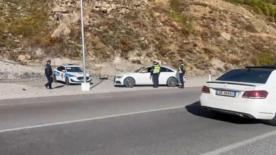 Foto nga burimi: VIDEO/ Sot protestë kombëtare në Tiranë! Policia kontrolle të shtuara ndaj automjeteve që qarkullojnë në Rrugën e Arbrit