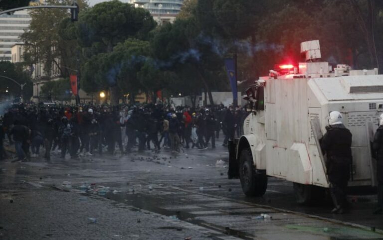 Commanders Chain Temu Protests in Tirana, Helsinki Committee raises alarm over violence ...