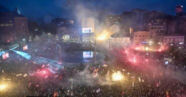 Serbi Protesta