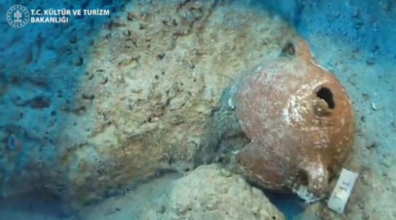 Anija 4 700 vjeçare e zbuluar në Turqi  misteri brenda amforave habit arkeologët