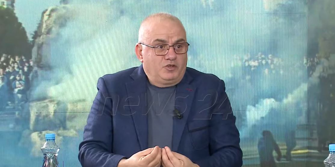 Dhuna policore në protestë   Studentë  vajza  të moshuar janë rrahur   Artan Hoxha  Antifa në Shqipëri është Rama dhe struktur   