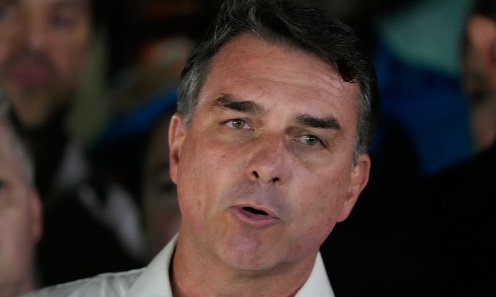 Nga SHBA  Flavio Bolsonaro shpall veten president të zgjedhur të Brazilit  Na vodhën fitoren  vendi po zhytet në tirani