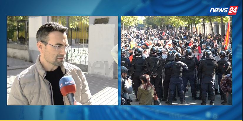 Foto nga burimi: “Rama s’i dëgjoi për muaj të tërë”/ Pedagogët në mbështetje të studentëve: Dhuna, fatkeqësi kombëtare! Shohim vetëm të rinj dhe studentë, jo “duart e zeza” të kryeministrit