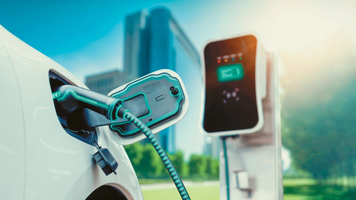 Britania shqyrton tarifat për makinat elektrike kineze  frikë nga konkurrenca e subvencionuar