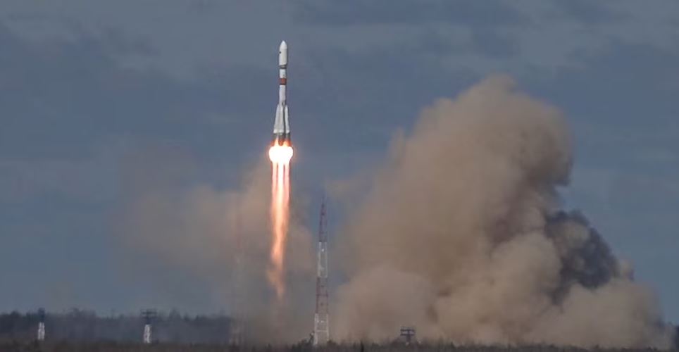 Frikë për luftë hapësinore  Sateliti ushtarak rus i afrohet njërit që përdoret nga Ukraina
