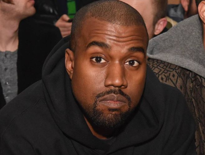 Kanye West akuzohet se mori 20 milionë dollarë për koncertet e anuluara në Rusi  organizatorët përballen me padi