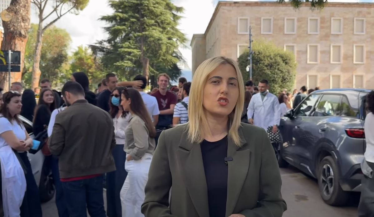 Ina Zhupa: Edi Rama, jep dorëheqjen! Propaganda jote nuk pi më ujë