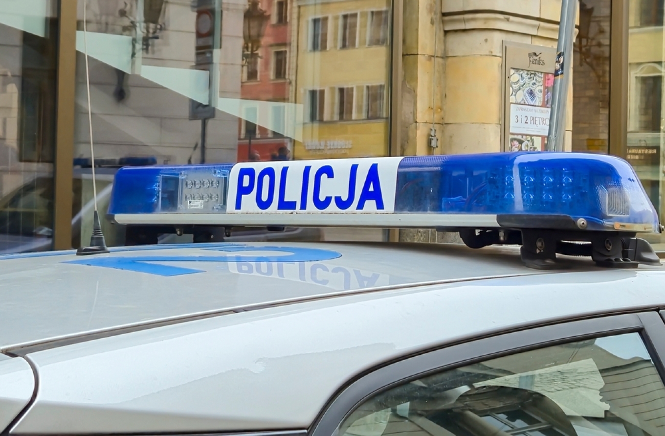Alarm në 10 000 shkolla në Poloni për  Të Premten e Përgjakshme   Disa adoleshentë të arrestuar pas kërcënimeve