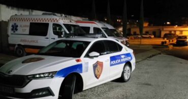 Polici Ambulance Naten Rrugorja