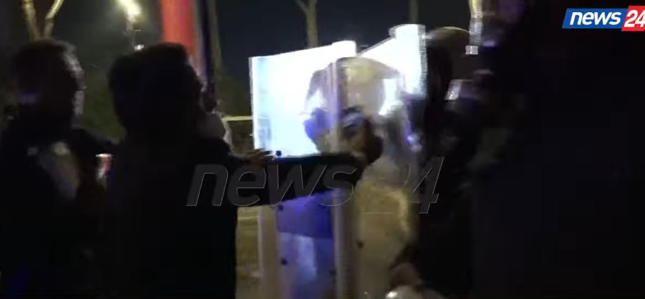  Keni gjakosur 15 vjeçarë   Agron Shehaj dhe deputeti Erald Kapri përplasen me drejtorin e Policisë  Pse doli RENEA  Rama i ka   