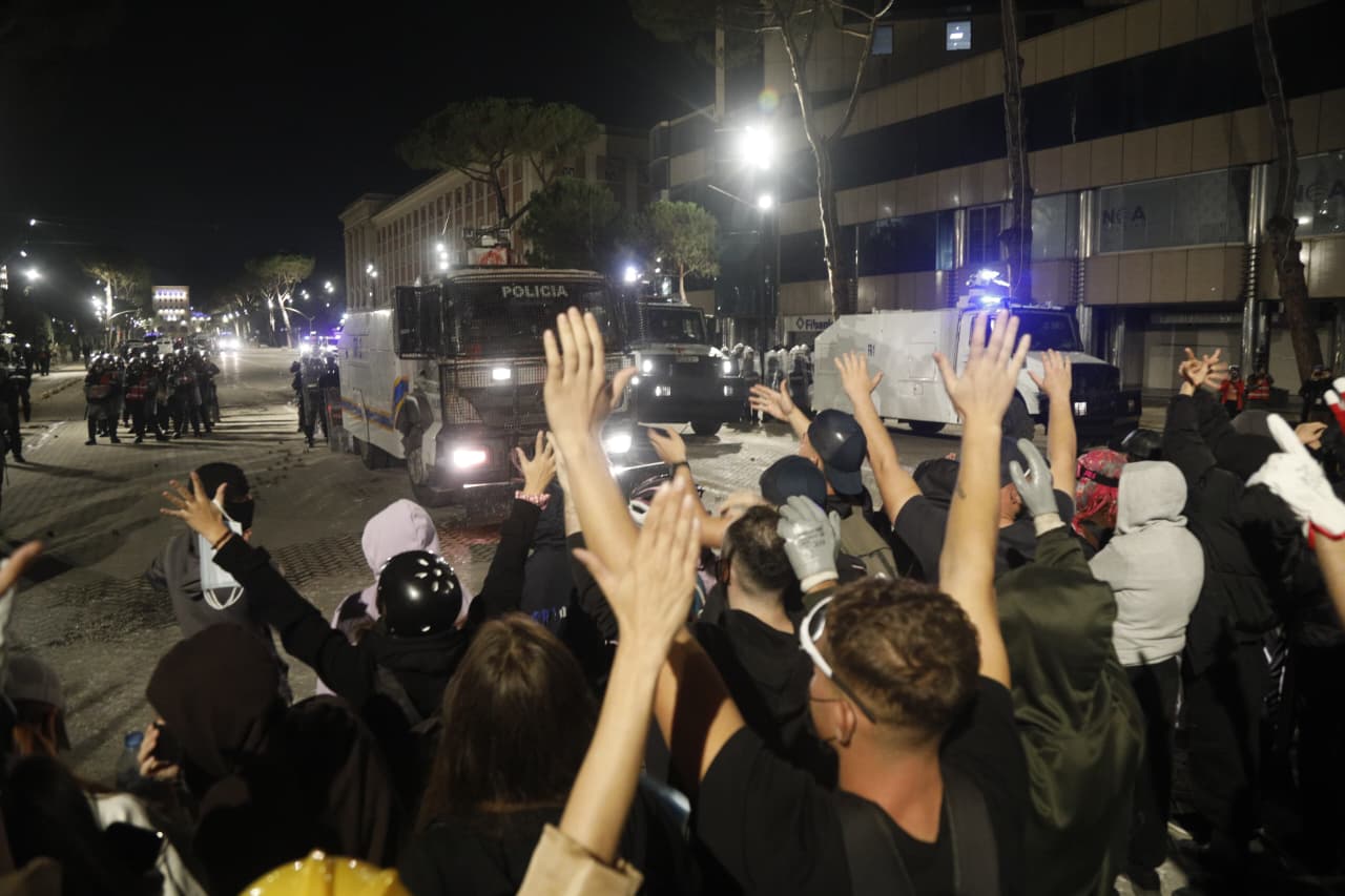  Asnjë fitore politike nuk vlen sa jeta e një shqiptari   Mark Gjonaj kritikon Ramën për dhunën ndaj protestuesve    