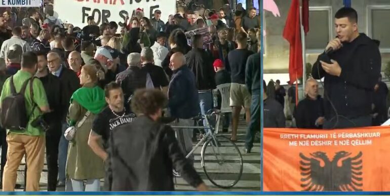 Qytetarii Protesteeeeeeeee