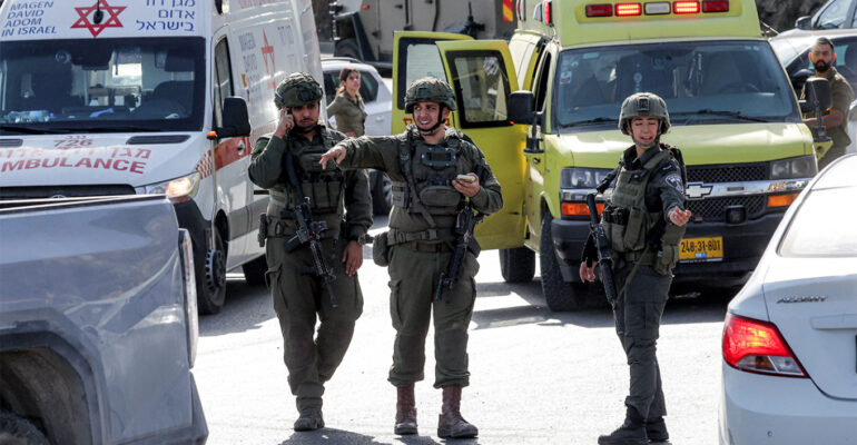 Stratiwtes Israil Mak (1)