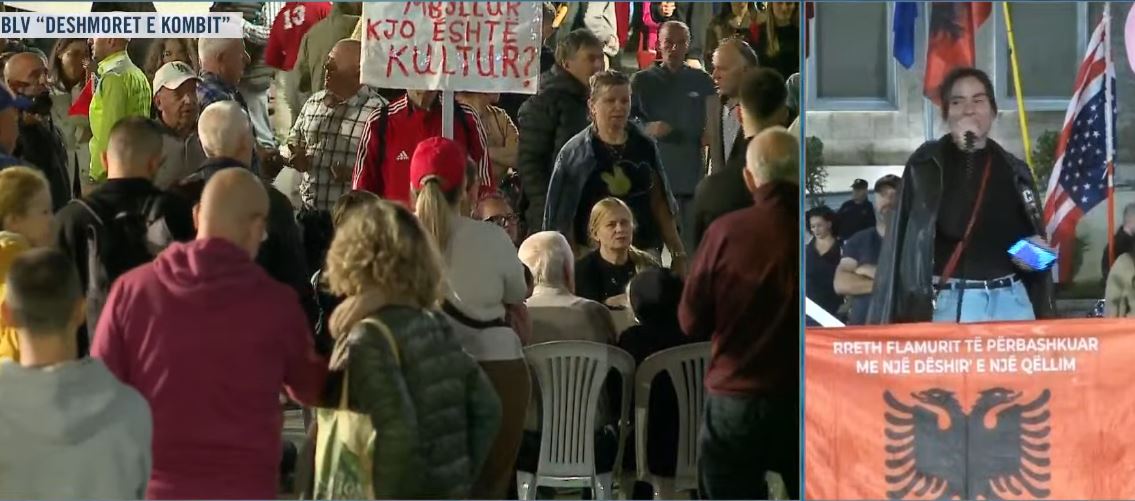 Revolta e 125 të qytetare   Të jemi të gjithë bashkë   protestuesja  Studentët po organizohen  më datë 13 do të je   